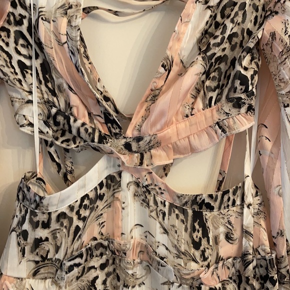 Donnée Par Dieu Cocktail Romper - Picture 4 of 8